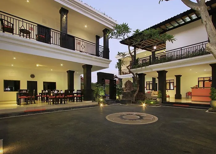 Kubu Anyar Hotel 3*