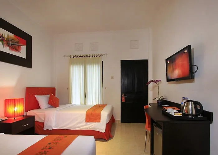 Hotel Kubu Anyar 3*