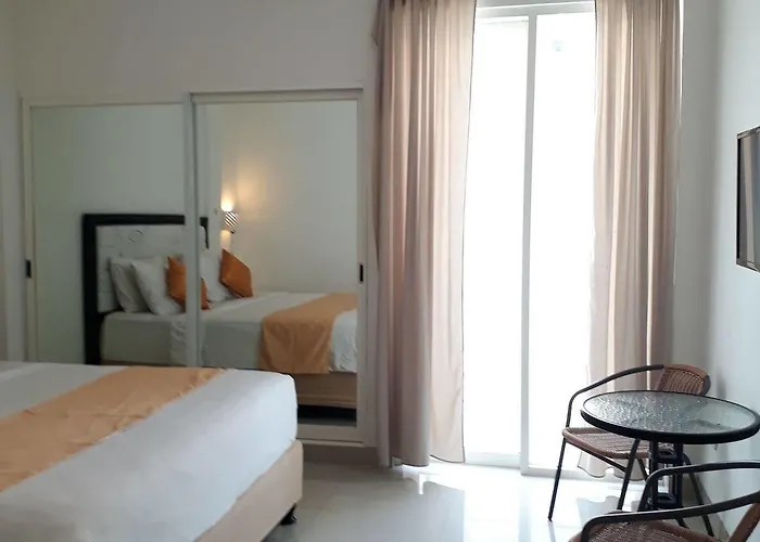 Kubu Anyar Hotel 3*