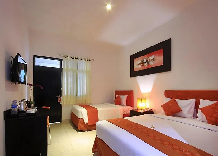 Hotel Kubu Anyar 3*