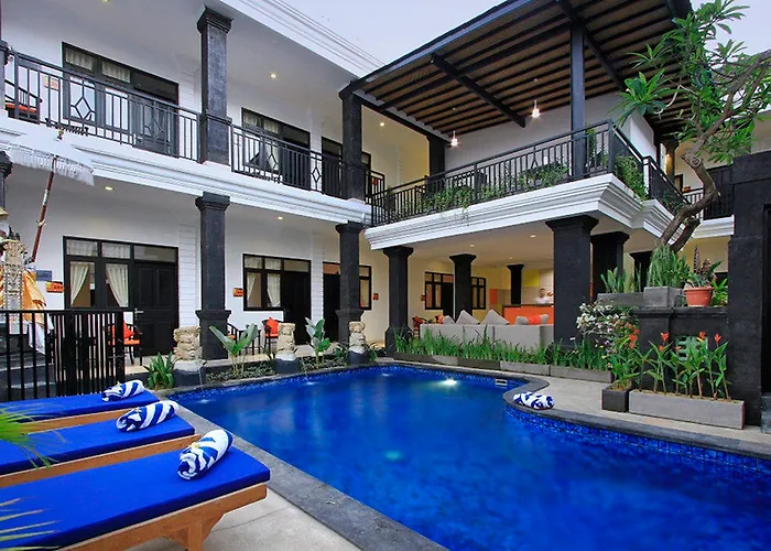 Kubu Anyar Hotel 3*